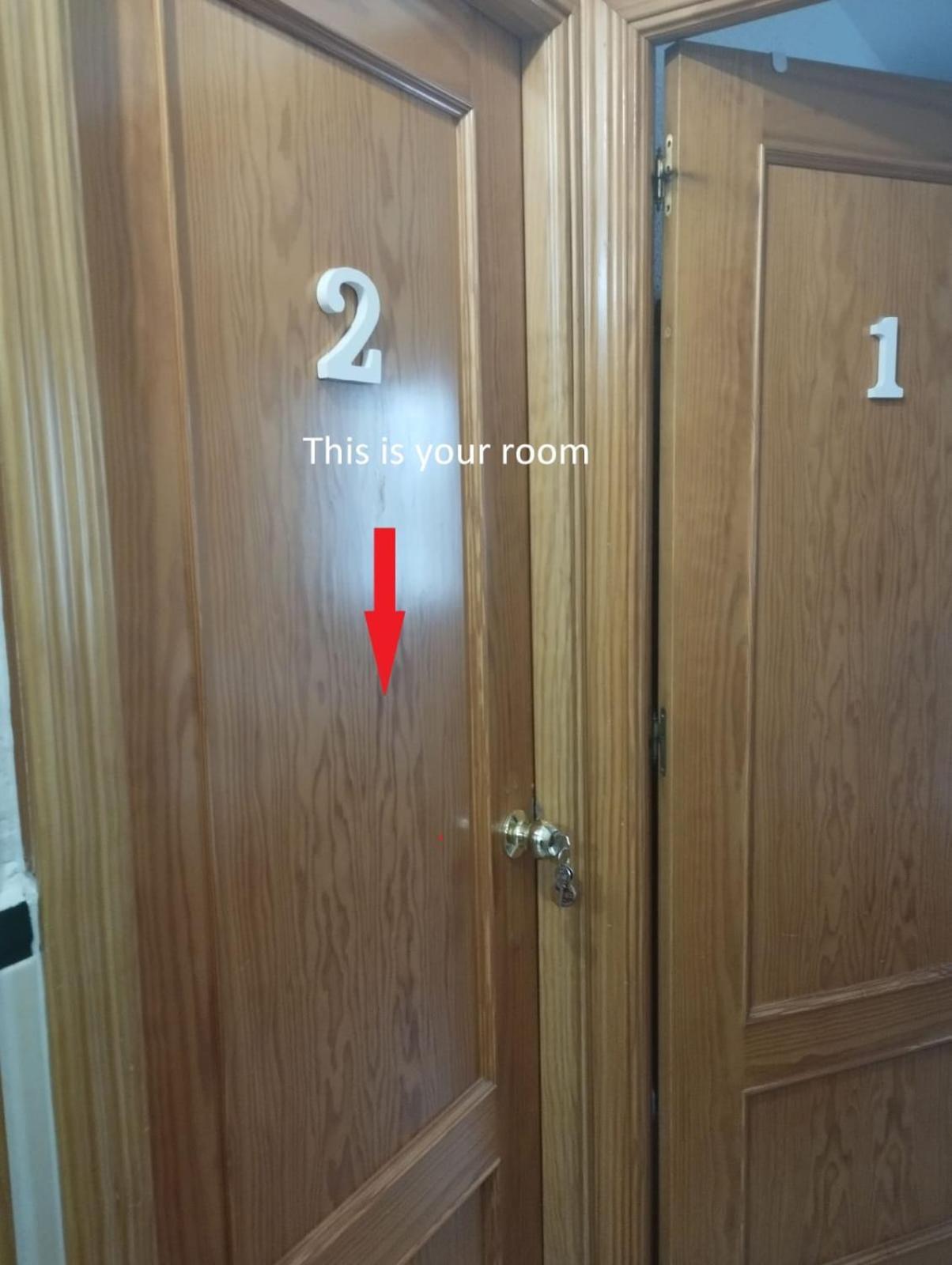 Habitaciones Privadas Con Cama Doble En Sevilla Ngoại thất bức ảnh