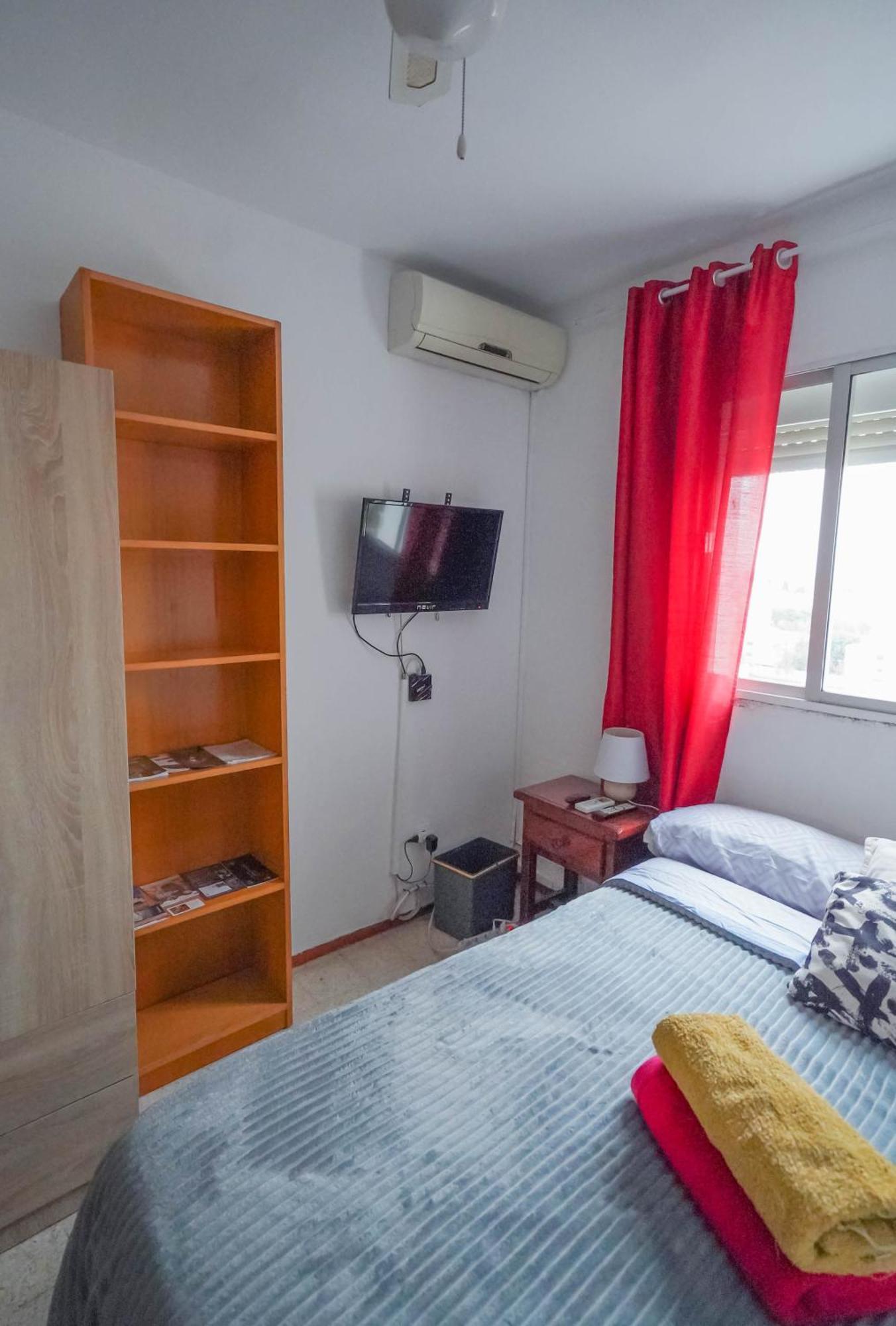 Habitaciones Privadas Con Cama Doble En Sevilla Ngoại thất bức ảnh
